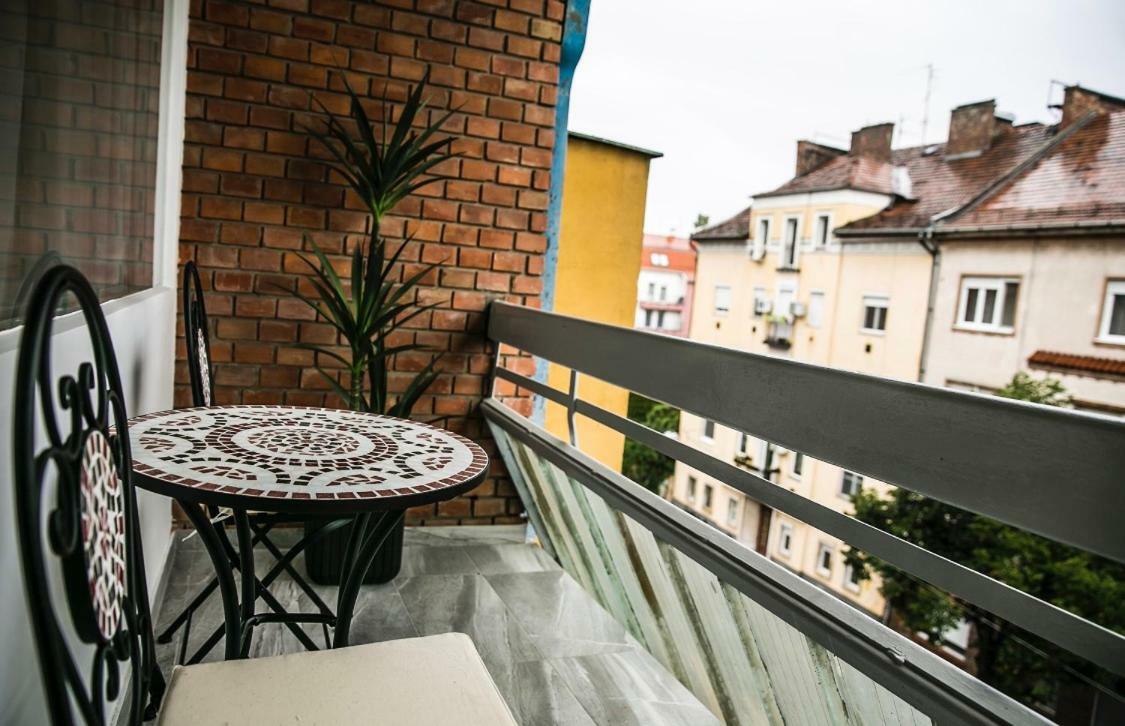 Apartament Downtown Dream Apartmans Segedyn Zewnętrze zdjęcie